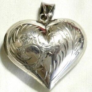 Vintage Sterling Silver Etched Puffy Heart Pendant Necklace Large 1.5 In Large B